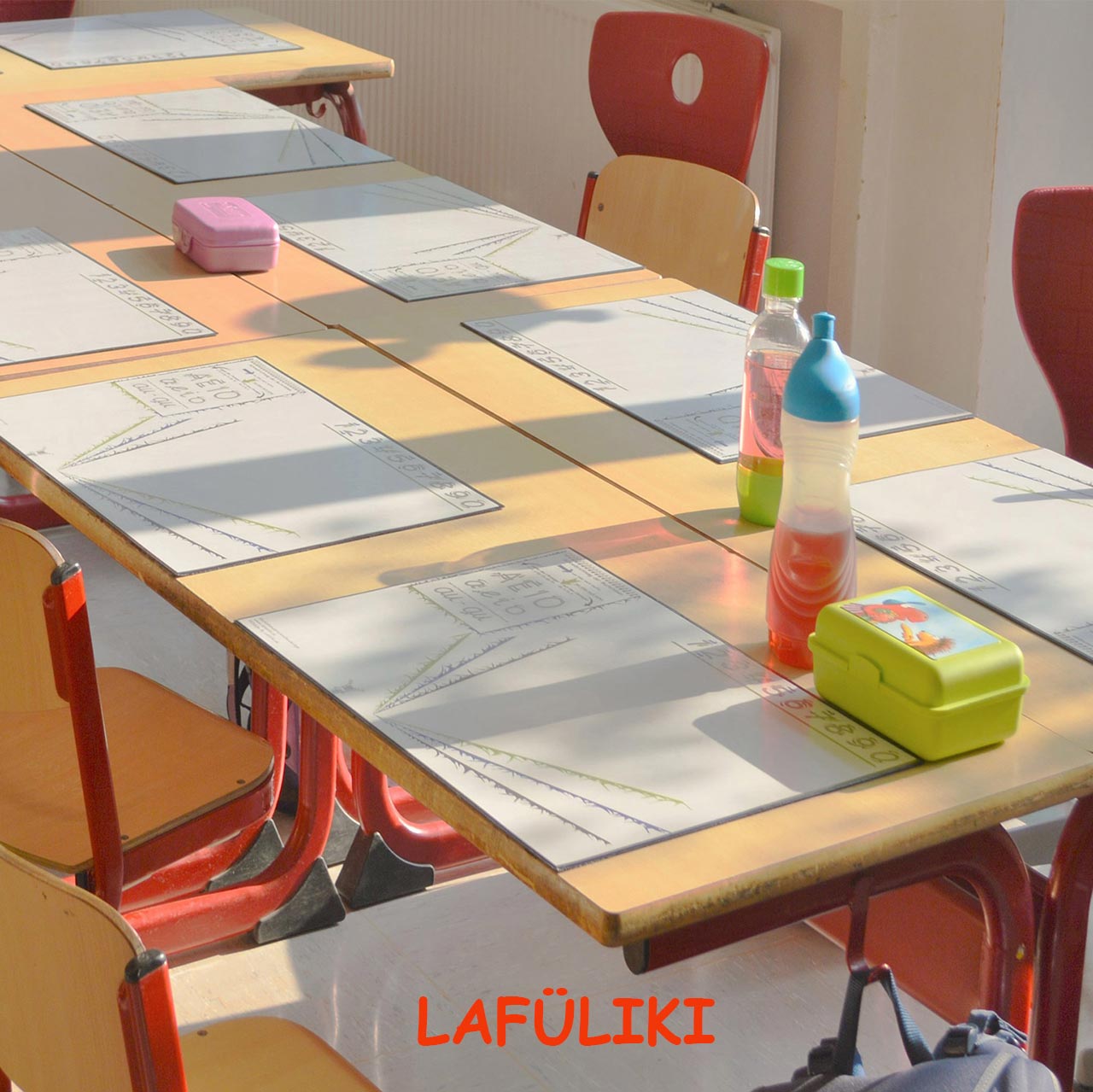 Schreibunterlage-linkshaender-lafueliki-schreibunterlage