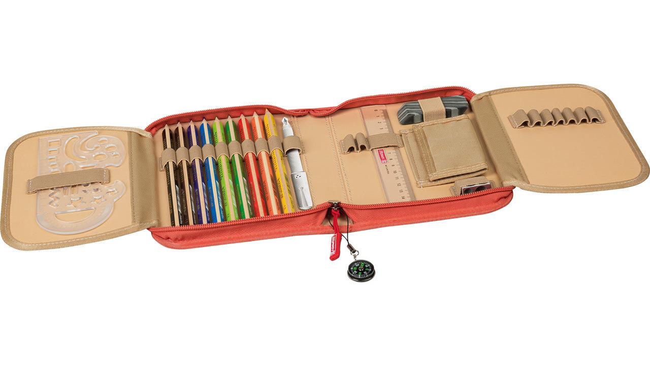 Brunnen-Federmaeppchen-2-Klappen-Jaguar-Safari-World-gefuellt-offen-1049120221-lafueliki