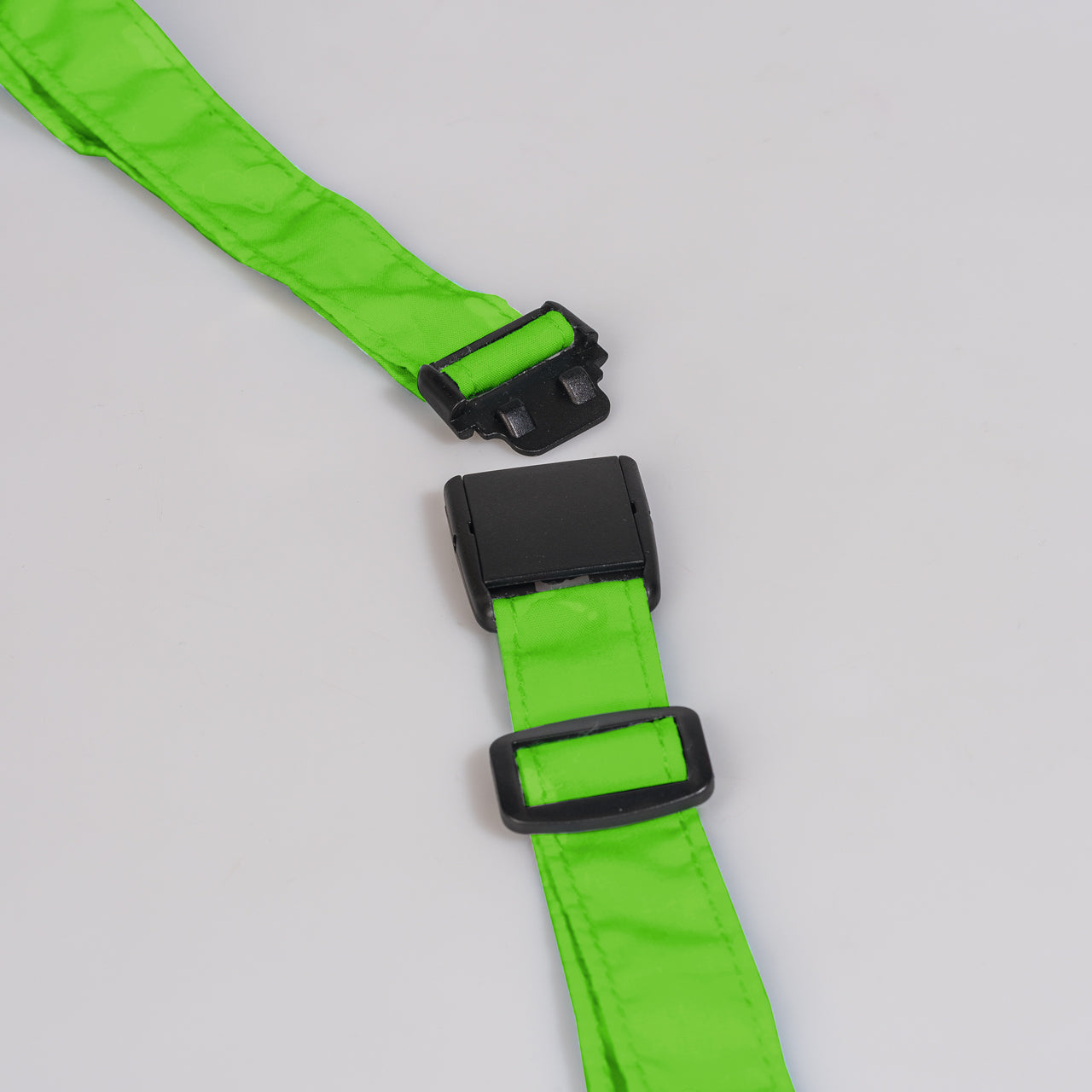 Brunnen-Kinder-Schuerze-fuer-Maedchen-Robot-Heroes-1048095421-verschluss-lafueliki