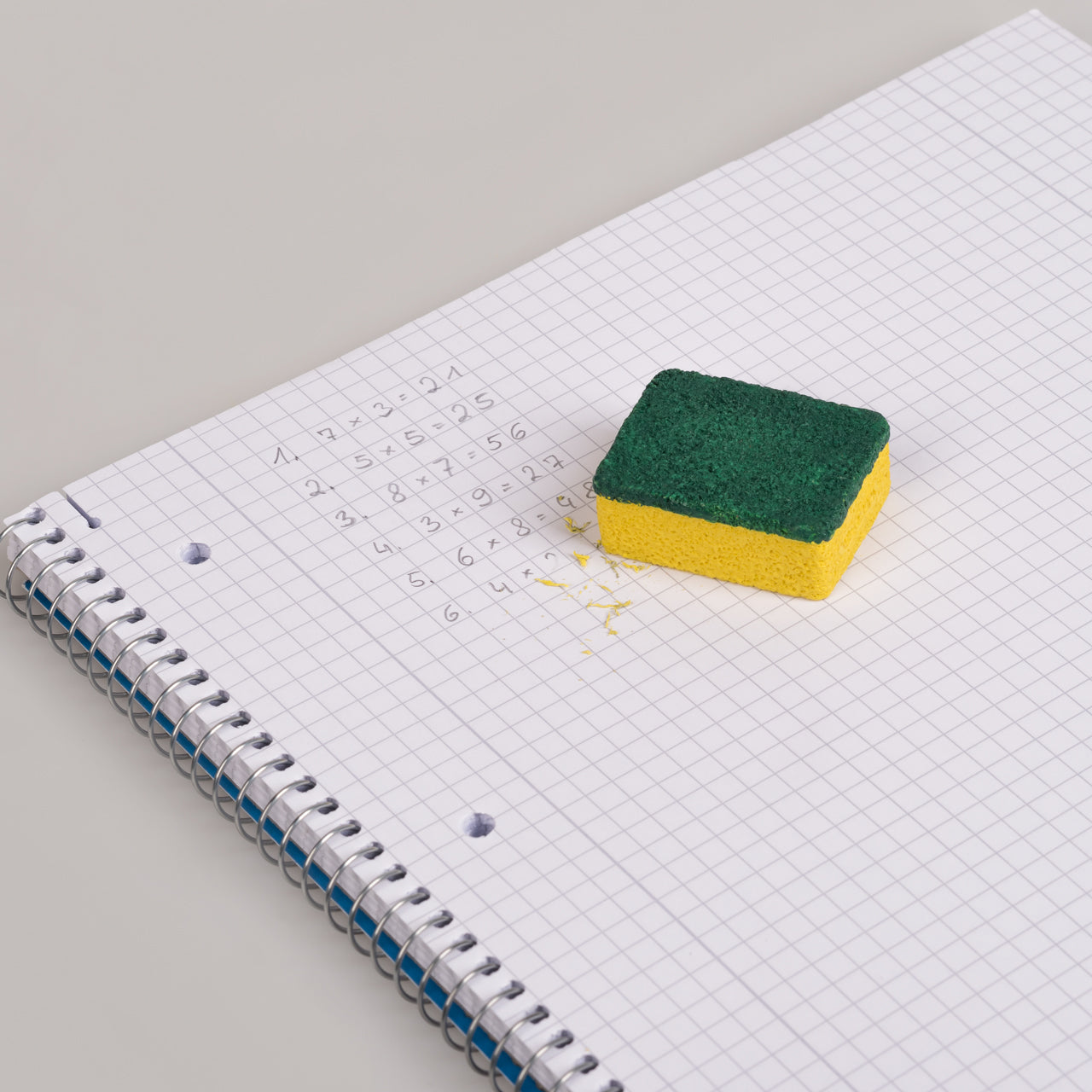 Brunnen-Radiergummi-Schwamm-1027420-radier-anwendung-lafueliki