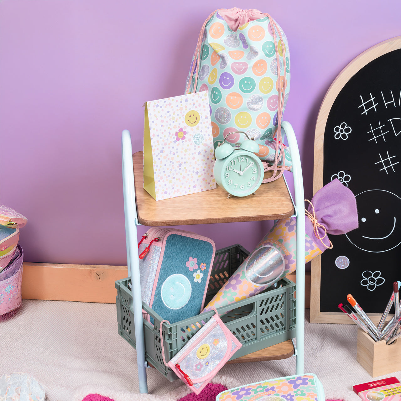 Brunnen-Schulbedarf-Aktuelle-Schul-Serie-2025-Smile-Happy-Hippie-Maedchen-Schulsachen-kaufen-lafueliki