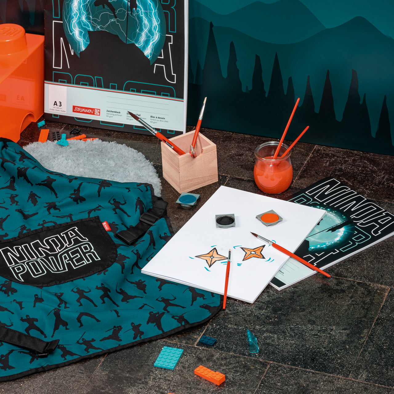 Brunnen-Schulbedarf-Schulsachen-Jungen-Kunst-Schuerze-Pinsel-kaufen-lafueliki