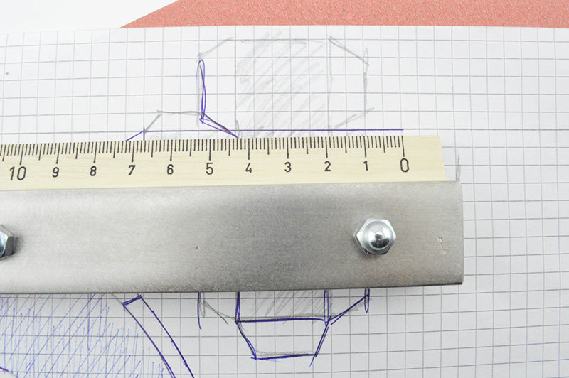 Einhanderlineal-fur-Linkshander-beispiel