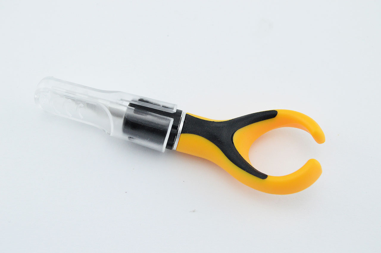 Fit2cut-ergonomisches-Bastelmesser-gelb