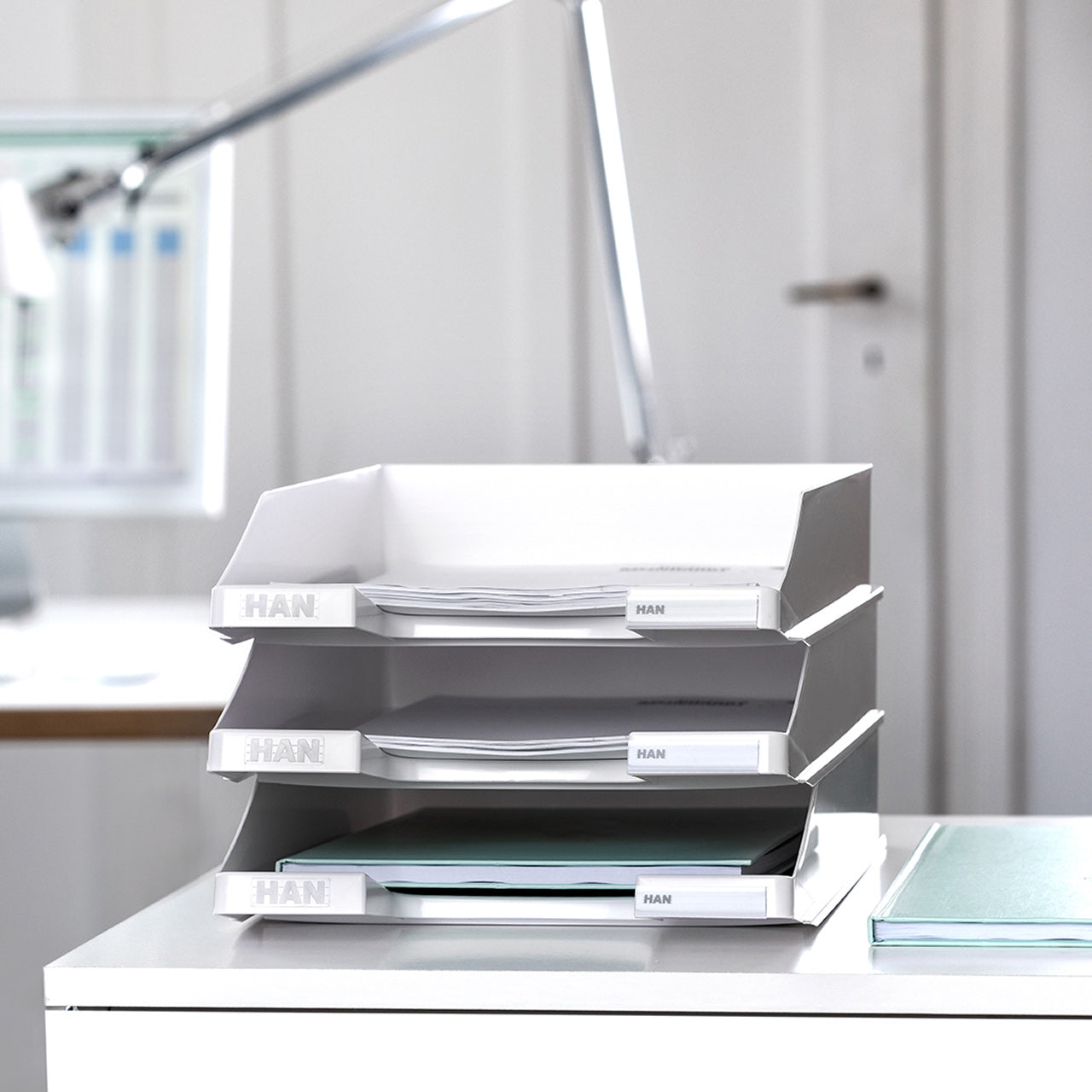 HAN-Ablagekorb-Briefablage-A4-classic-C4-Anwendung-gestapelt-1027_x_12-4012473112933-kaufen-lafueliki