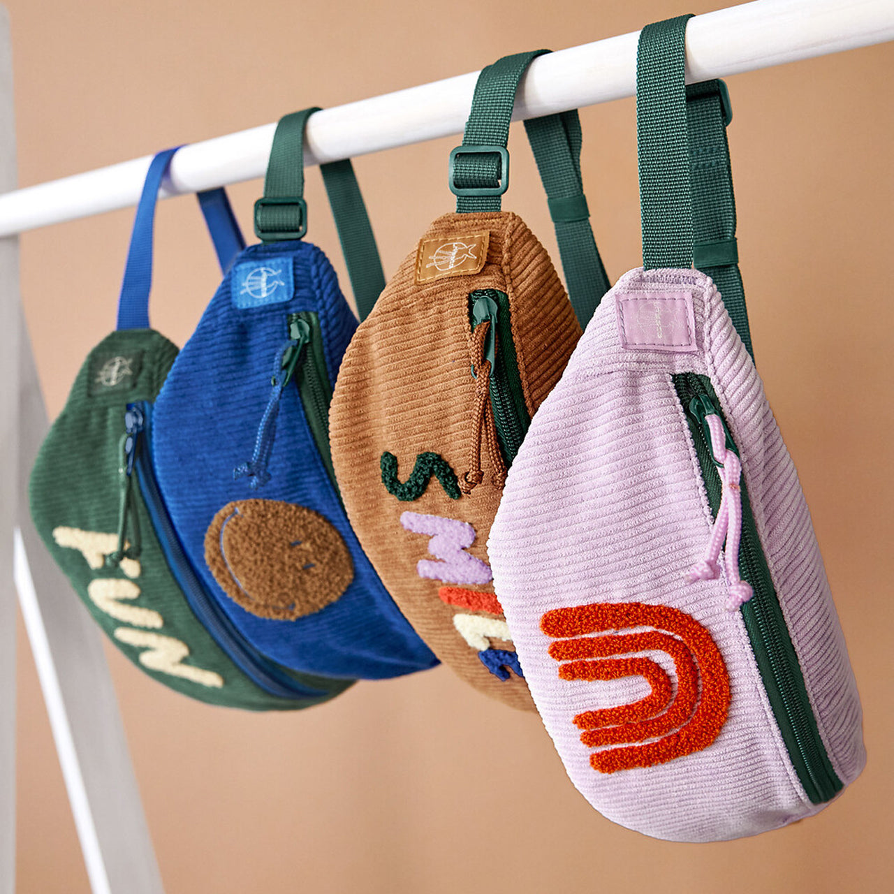LaeSSIG-Kinder-Bauchtasche-aus-Cord-Little-Gang-online-kaufen-lafueliki