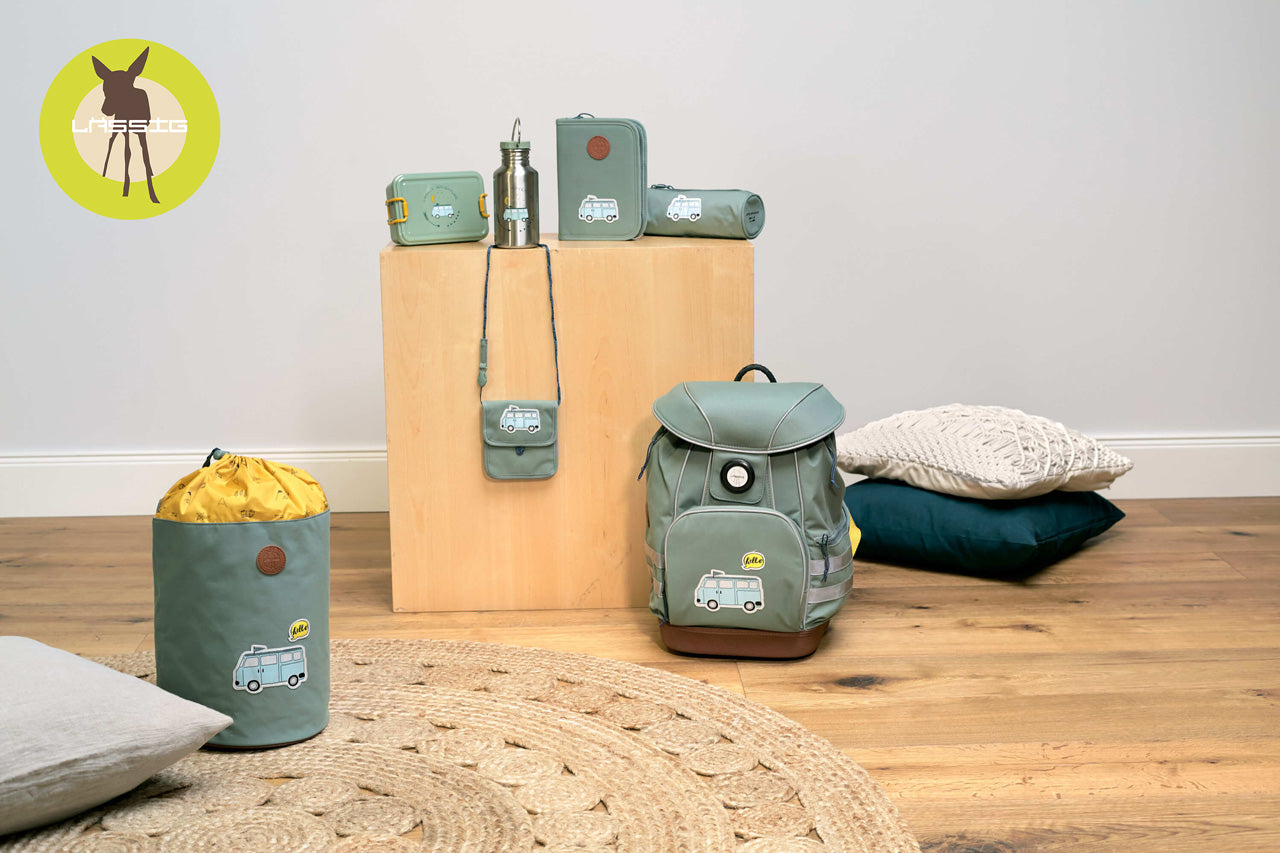 Laessig-Schulranzen-Set-Adventure-Bus-5-teilig-1205001462-Banner-lafueliki