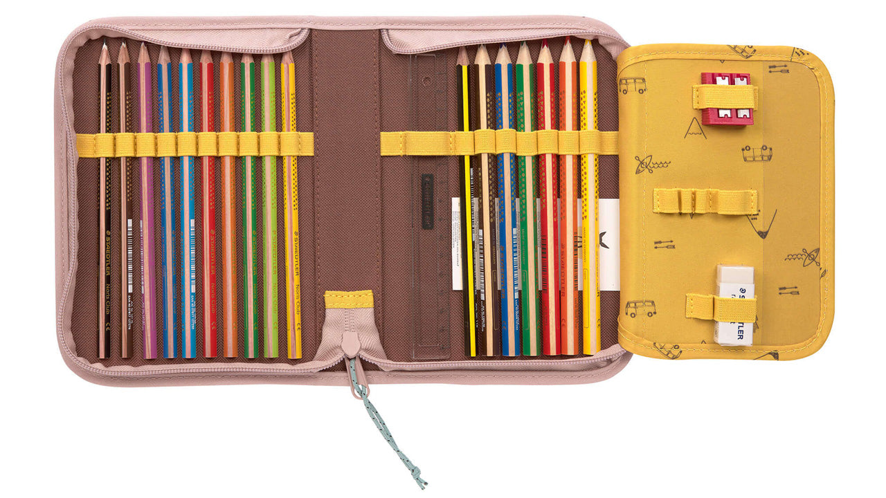 Laessig-Schulranzen-Set-Adventure-Tipi-5-teilig-1205001749-Federmappe-offen-lafueliki