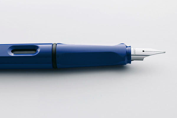 Lamy_safari_blau_fueller_fullhalter