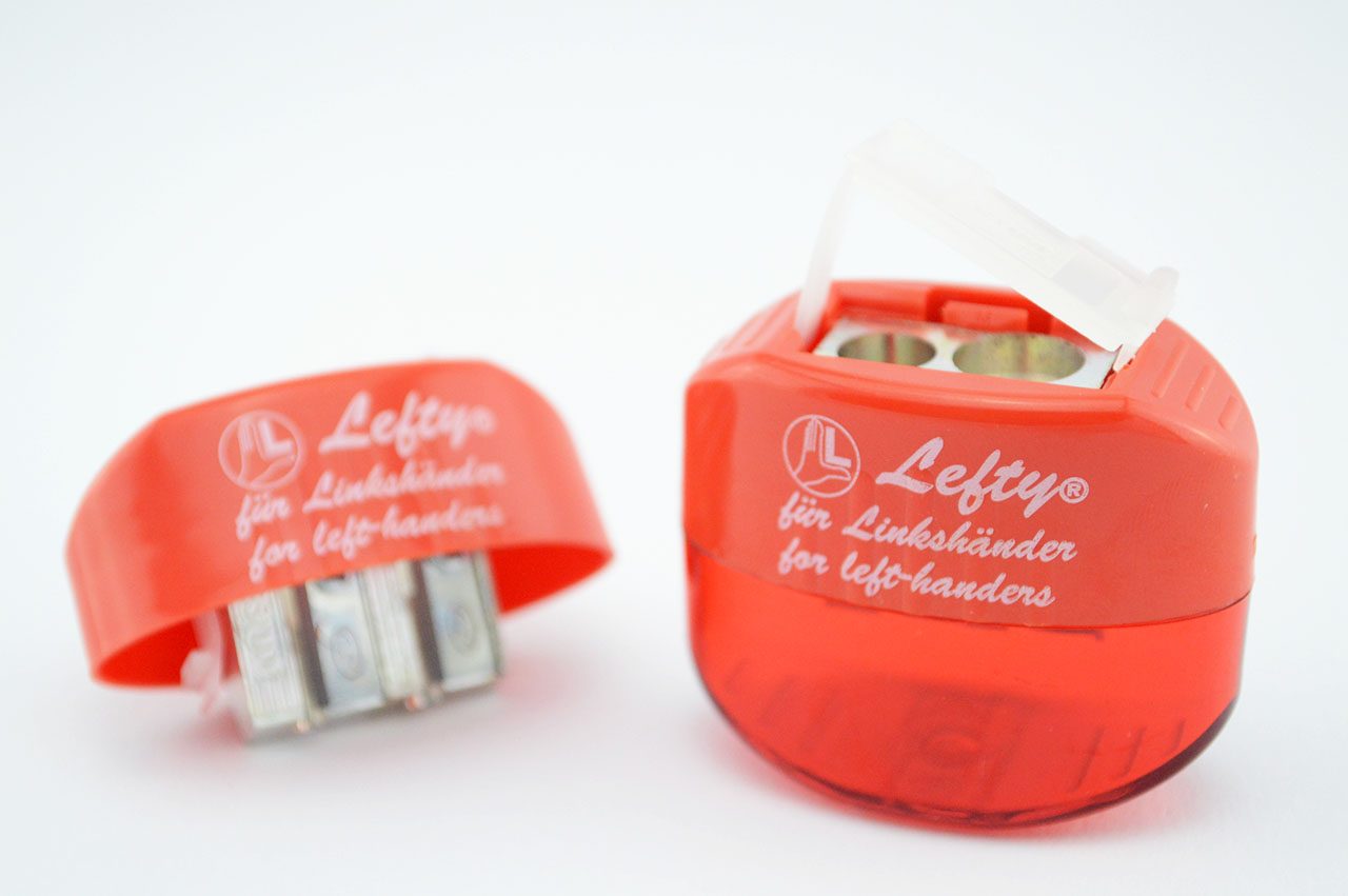 Linkshaender-Doppeldosenspitzer-Oval-Office-rot