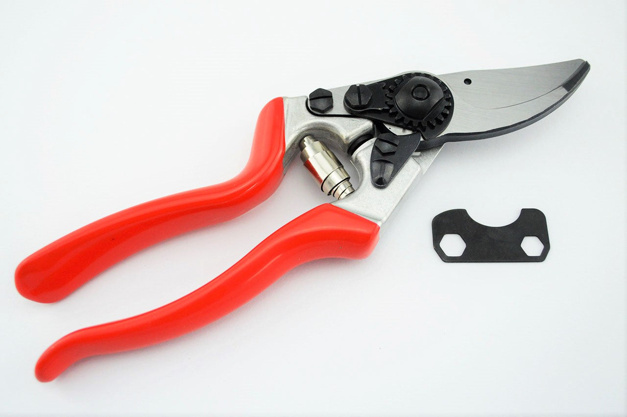 Linkshaender-Gartenschere-Felco-Heckenschere-Rosenschere