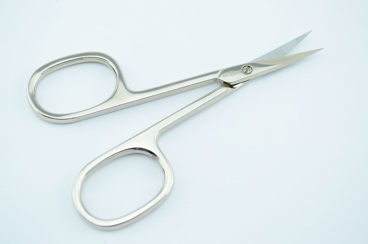 Linkshaender-Hautschere-Lafueliki-1