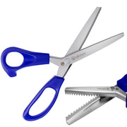 Das ist ein Bild der Zackenschere für Linkshänder mit blauen ergonomischen Griff für Stoff, Papier, Tonkarton und Leder