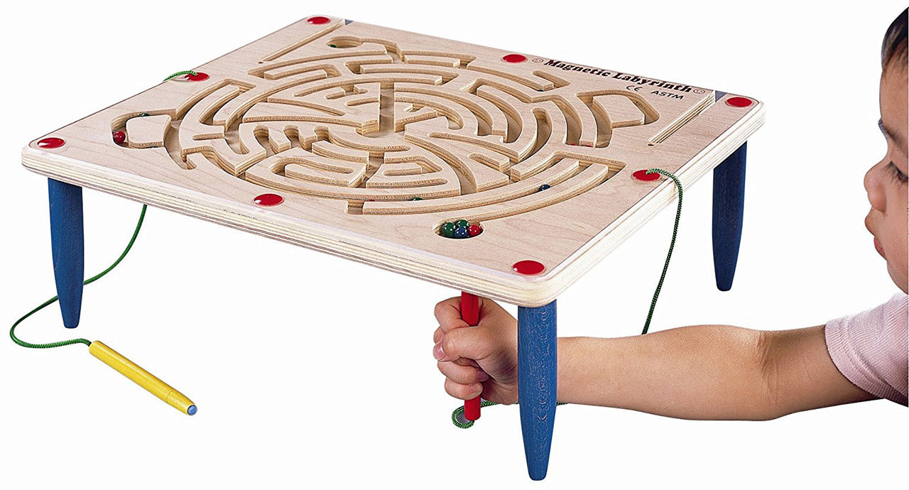 Magnetisches-Holz-Labyrinth-kinder