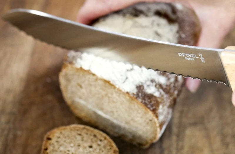 Opinel-Linkshaender-Brotmesser-PARALLELE-No-116-holzgriff-Buchenholz-anwendung-2-254338-online-kaufen-lafueliki