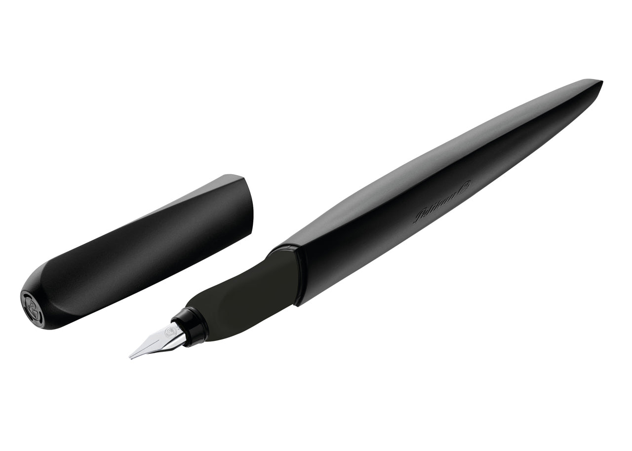 Pelikan-Twist-Calligraphy-Fueller-schwarz-Schoenschreibfueller-825818-offen-dyn-lafueliki