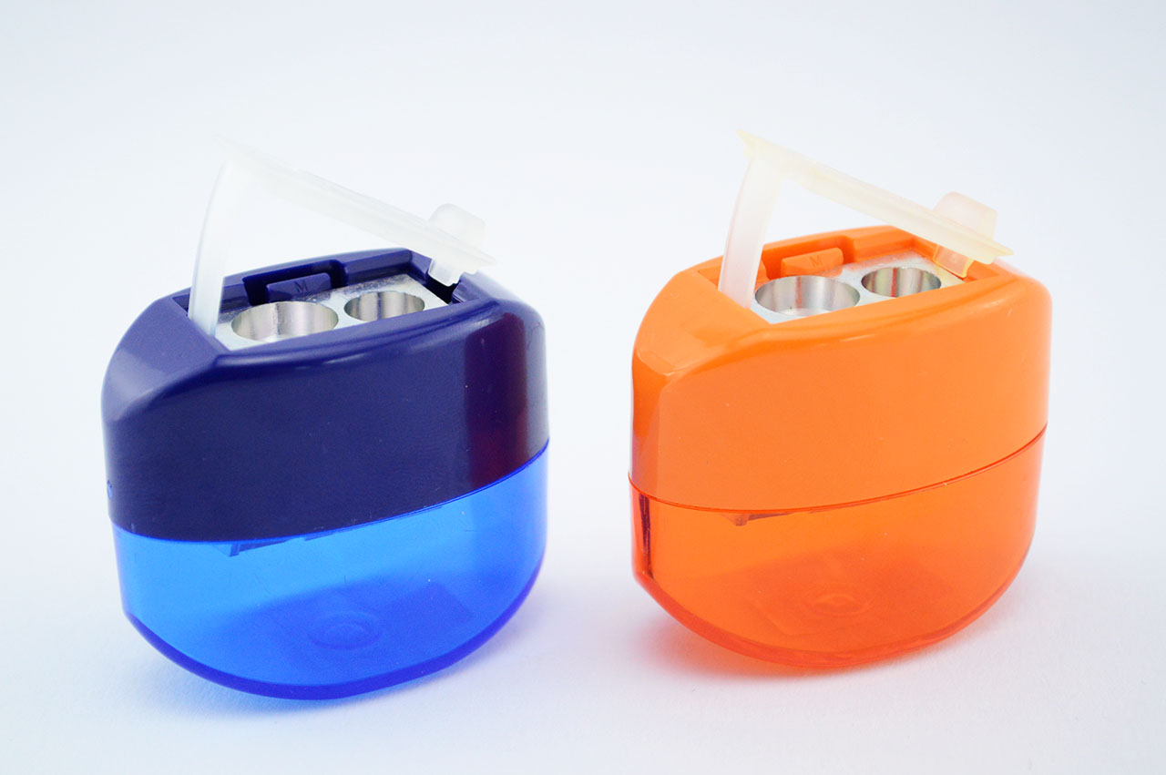 Rechtshaender-Doppeldosenspitzer-Oval-Office