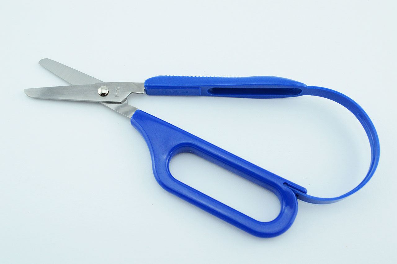 Rechtshaender-Langaugen-Buegelschere-abgerundet