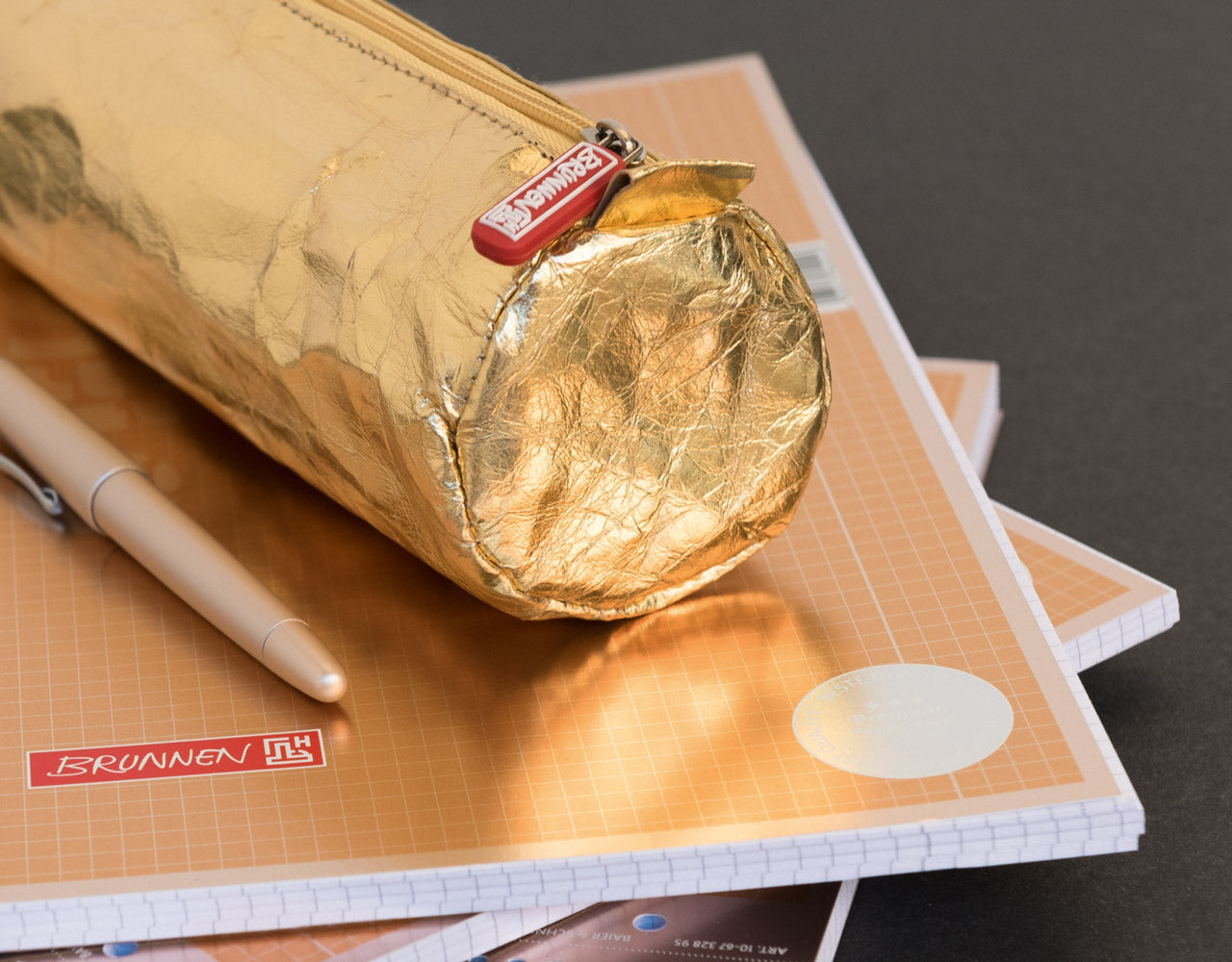 Schlampermaeppchen-Metallic-goldfarben-BRUNNEN