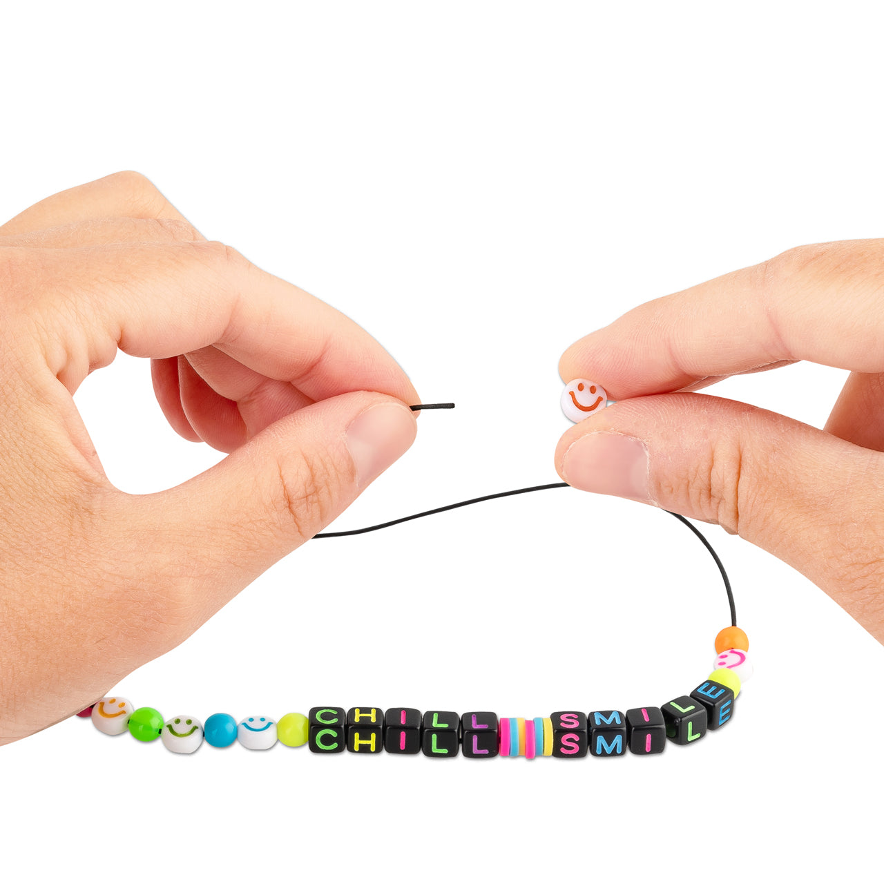 Trendhaus-DIY-Schmuckset-Chill-and-Smile-mit-Buchstaben-963994-anwendung-lafueliki