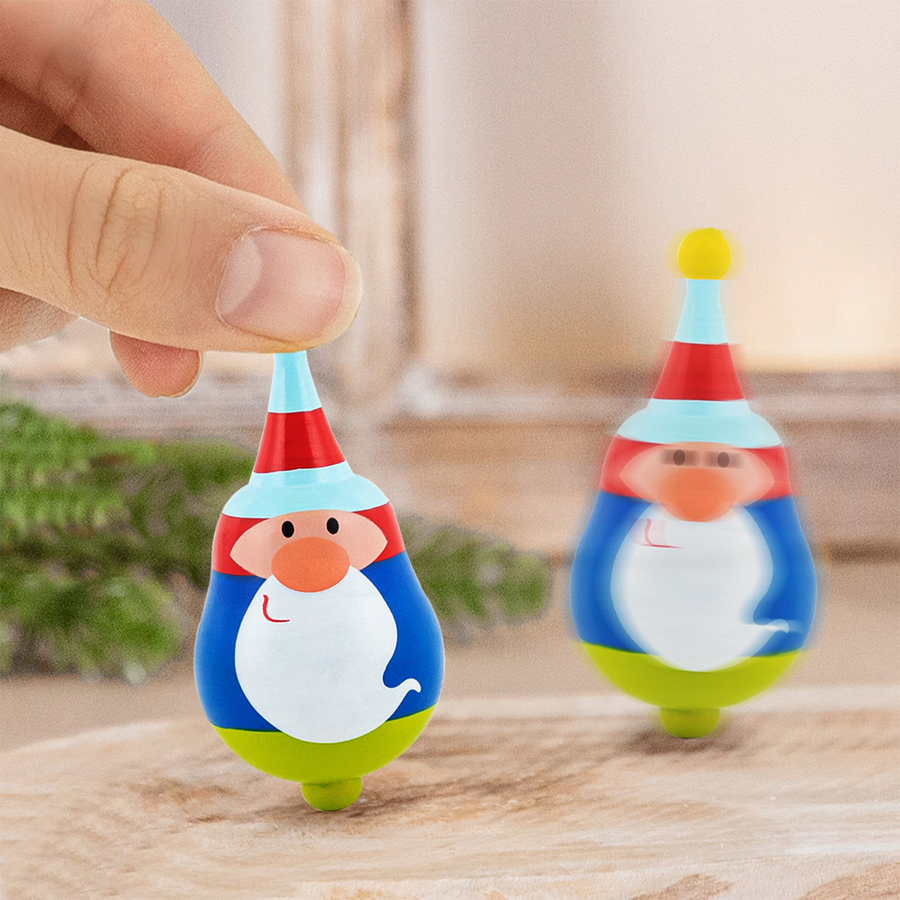 Trendhaus-holzkreisel-wichtel-957498-lafueliki