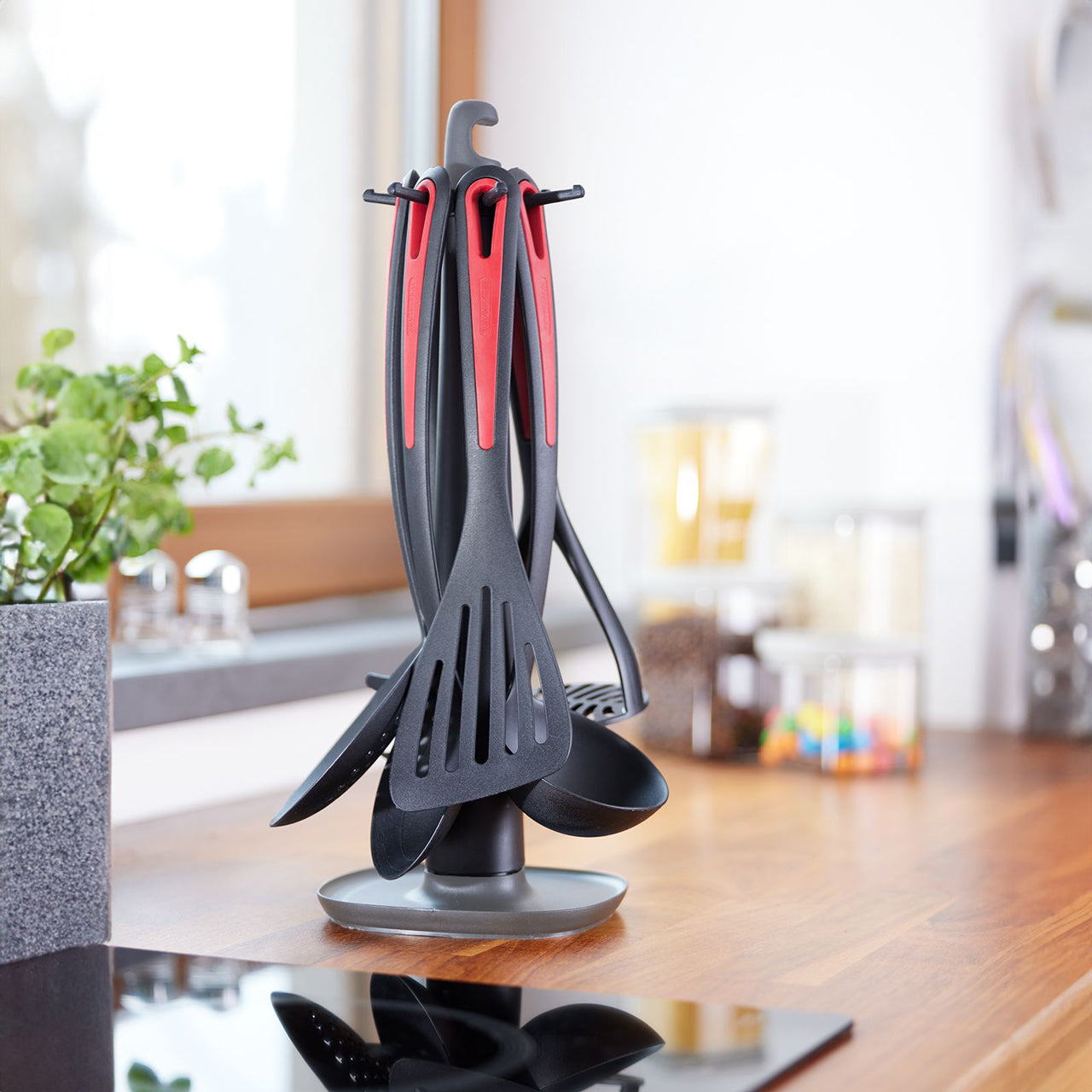 Westmark-Kuechenhelfer-Set-Gallant-7-teilig-mit-Drehstaender-29982270-anwendung-online-kaufen-lafueliki