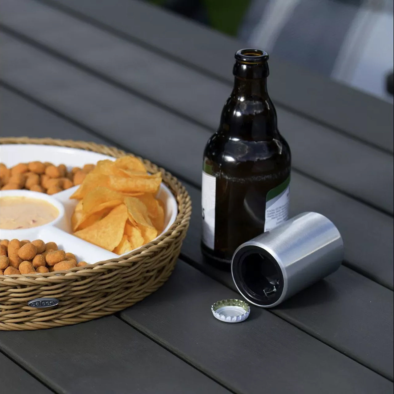 Westmark-automatischer-Flaschenoeffner-Push-Pull-anwendung-2