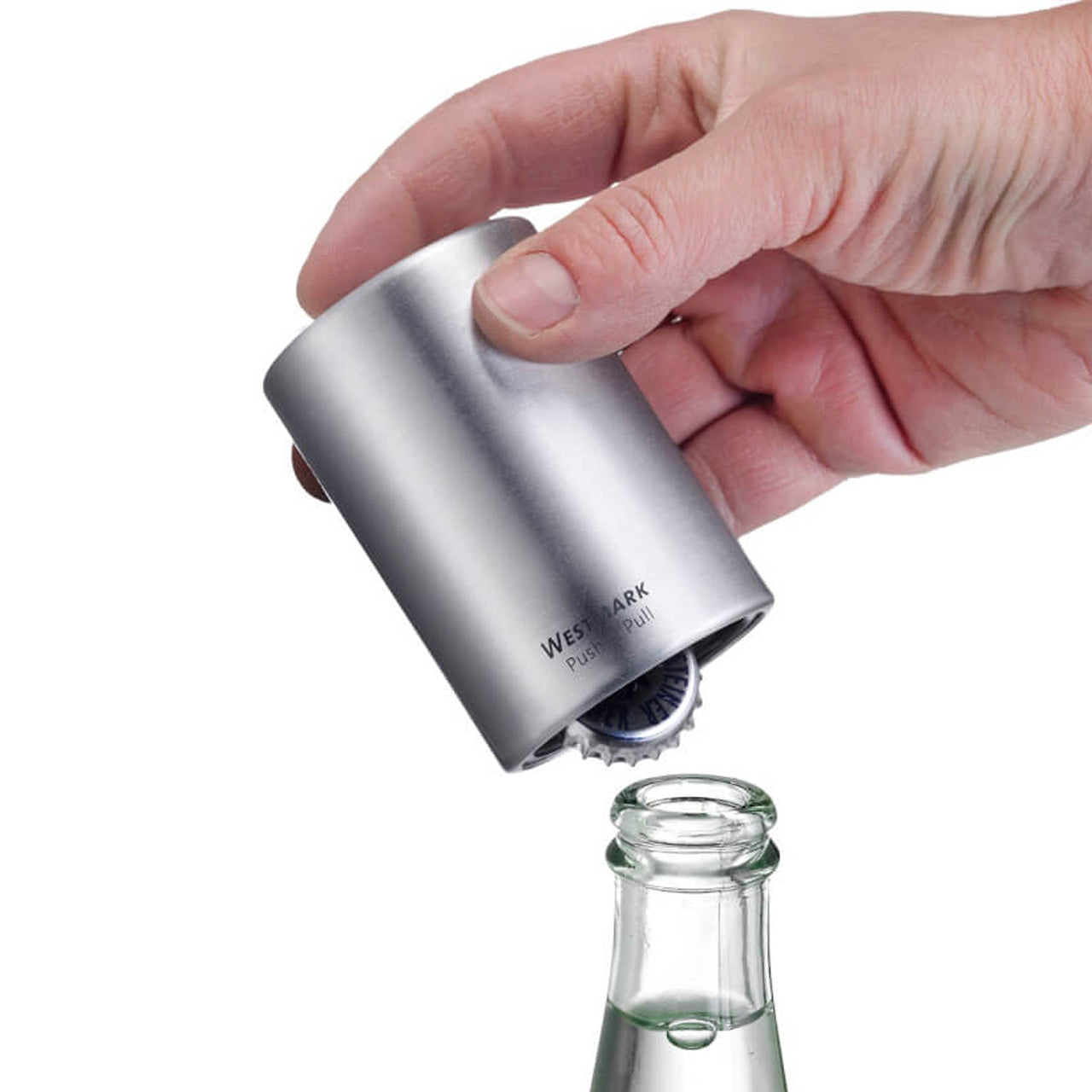 Westmark-automatischer-Flaschenoeffner-Push-Pull-anwendung-3