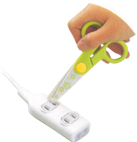 kidicut_sicherheits_schere_steckdose