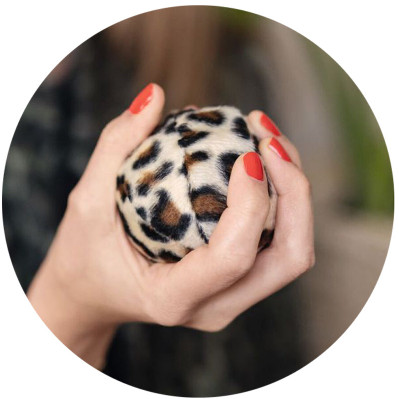 moses-Animal-Anti-Stress-Ball-flauschig-025576-anwenung-lafueliki
