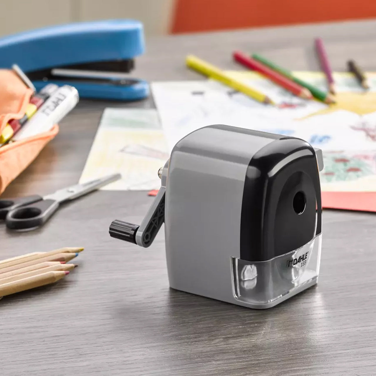 spitzmaschnine-dahle-spitzer-133-grau-anwendung-20250318133402-lafueliki