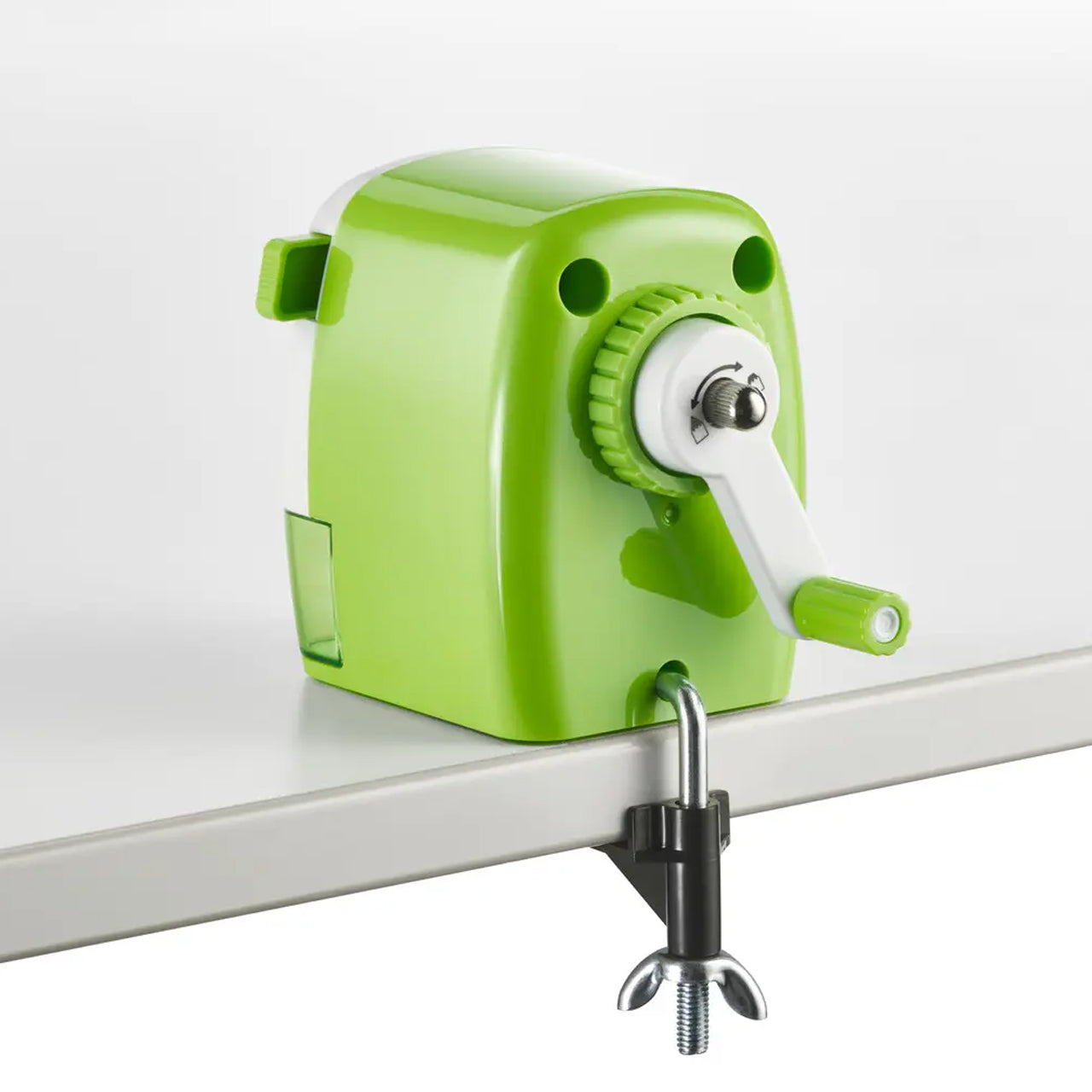 spitzmaschnine-dahle-spitzer-133-gruen-weiss-am-tisch-20250318133618-lafueliki