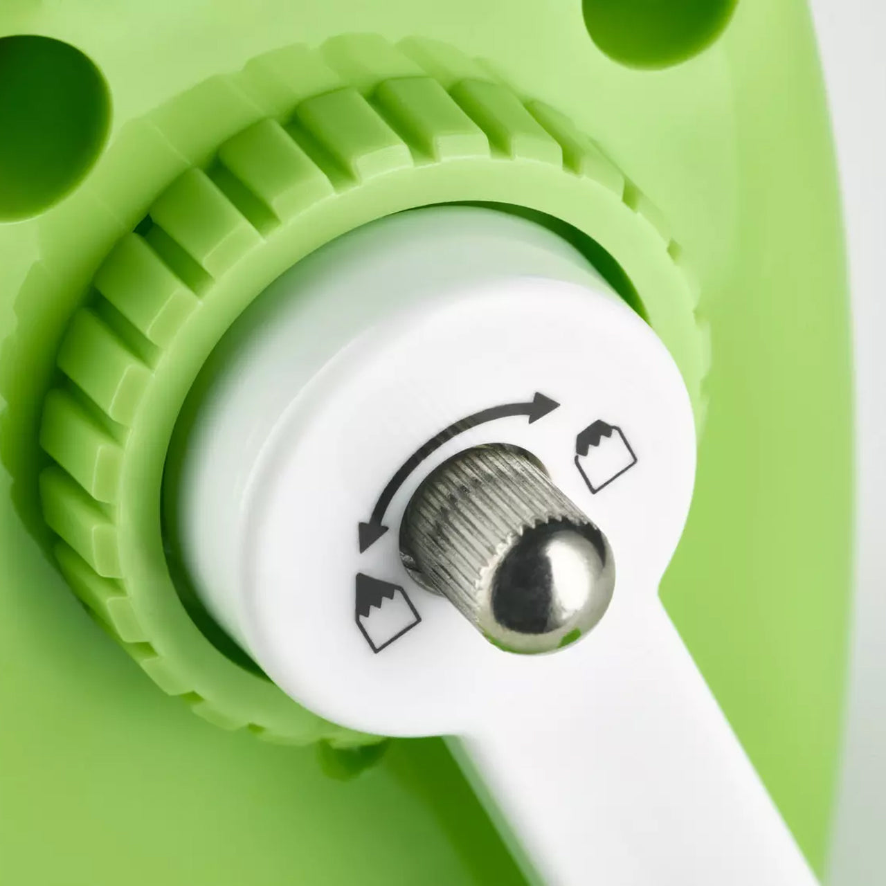 spitzmaschnine-dahle-spitzer-133-gruen-weiss-detail-verstellung-20250318133618-lafueliki